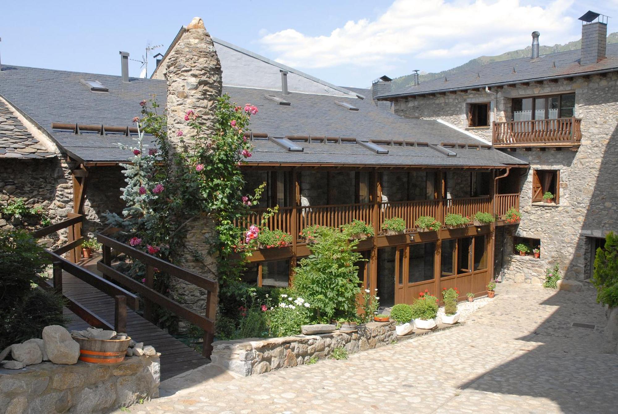 Hotel Casa Cornel Cerler Extérieur photo